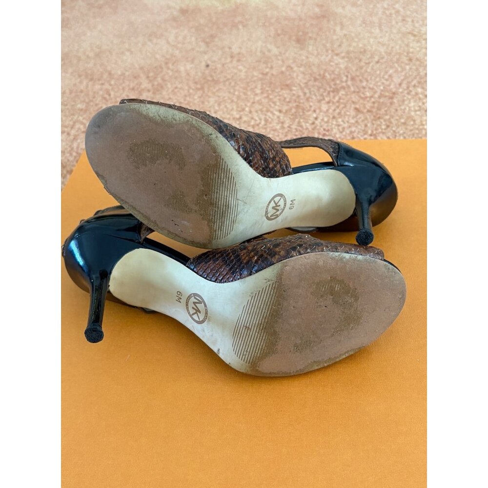 Michael Kors Elena Brown Snakeskin Leather Black Patent Heels Open Toe Sandals 6 - Picture 8 of 14